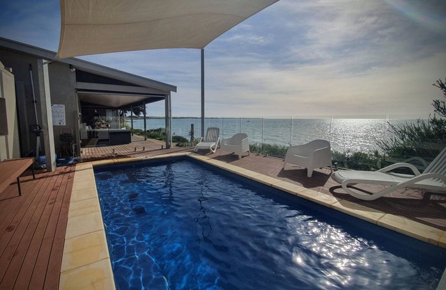 Yorke 272 Indulgence Award Winner-