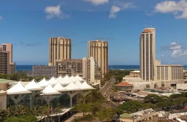 Your own Treasure close to the Beach, shopping and centrally located.