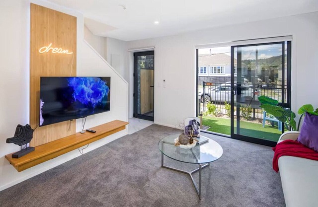 Your Slice of Heaven in the Hutt