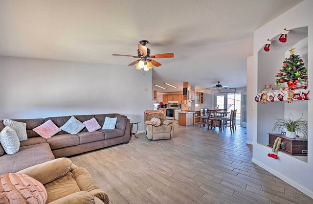 Yuma Vacation Rental w/Yard & Grills!