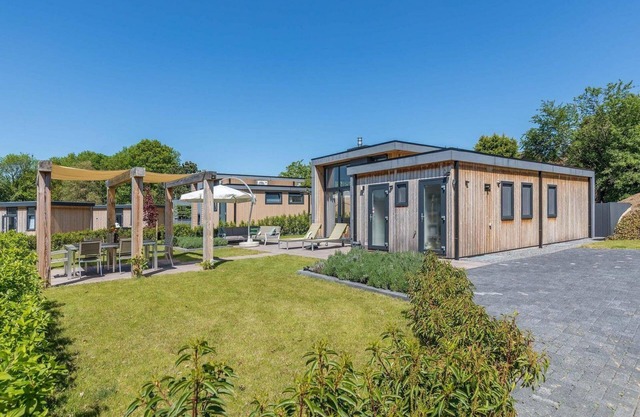 ✓ Z Module at Residence Valkenburg ✓ Holiday home for 4 persons ✓ Located in Valkenburg (Schin op Geul) ✓ Holiday resort in South Limburg, near Maastricht ✓ Book directly at the resort