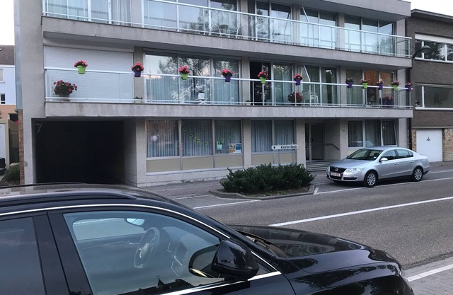 ZAVENTEM BRUSSELS AIRPORT APARTMENT 3 (15 min walk to Airport:LAKESIDE;CITYBUS