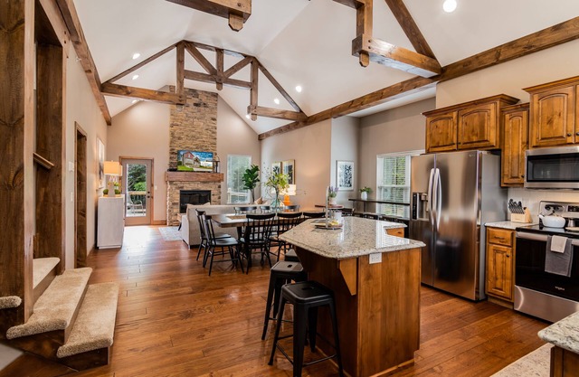 Zero-Entry Pool, Game Room, Trails & Hot Tub!