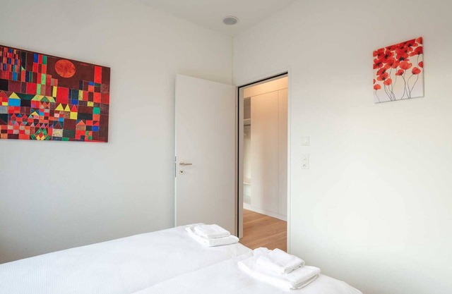 ZH Red 4 - Letzigrund HITrental Apartment