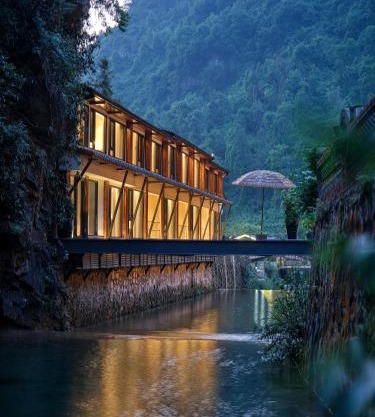 Zhangjiajie Zen Resort-Free Shuttle Service to East Gate of forest park,Secret Hiking Route, River Tracing,Mini Forest Park,Toursim Service& Affordable Luxury