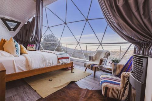 Zia Geo Dome At El Mistico Ranch, Glamping