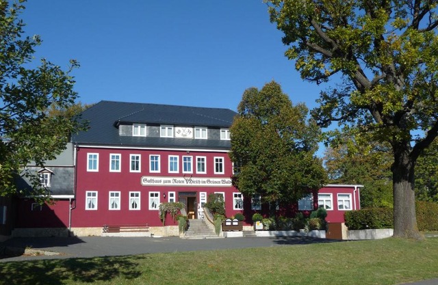 Zum Roten Hirsch im Grünen Wald