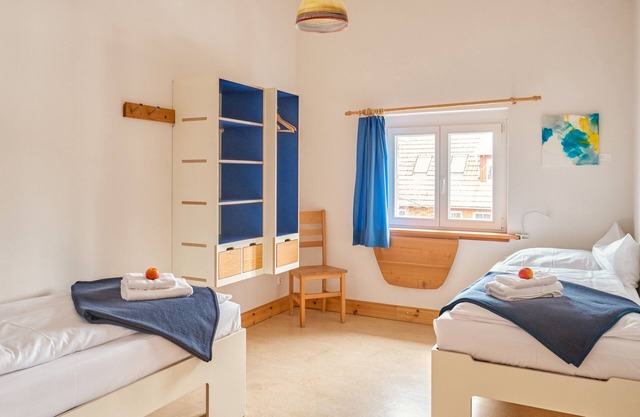 Zweibettzimmer 1 - Blau - Urlaub auf dem Biohof