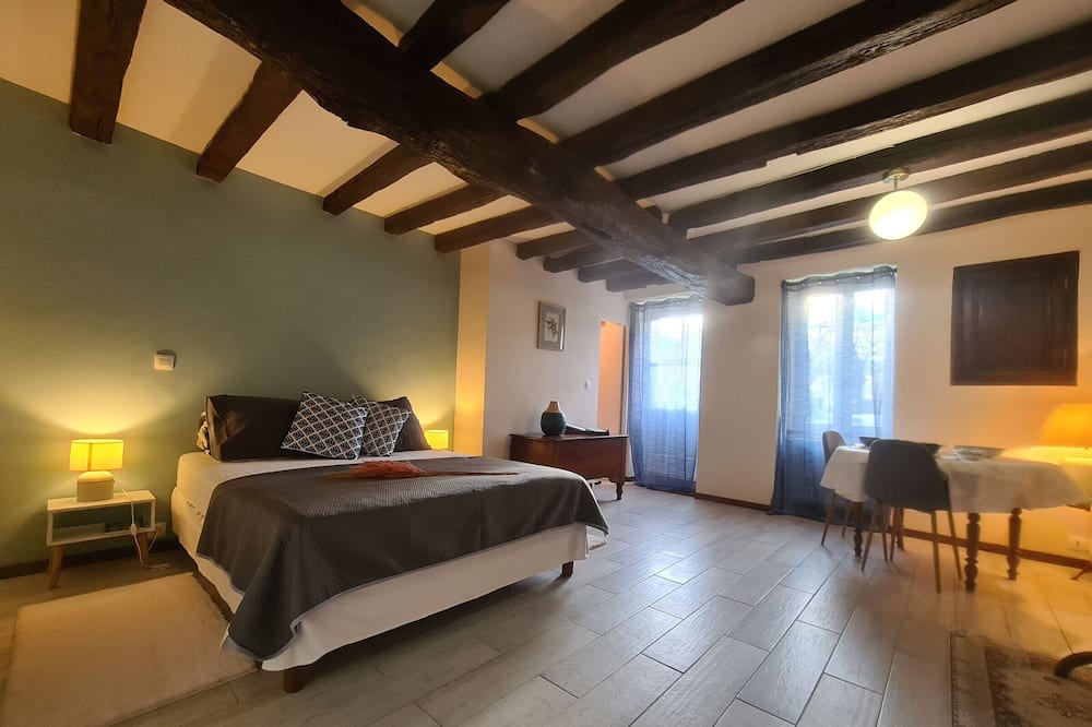 Nohant-Vic Bed & Breakfast | Guestroom Nohant-Vic, studio flat, 2 persons