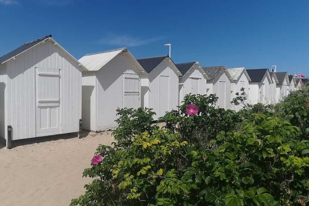 Bernieres-sur-Mer House | Maison Plage à Pieds Jaccuzi Normandie Plages du Débarquement