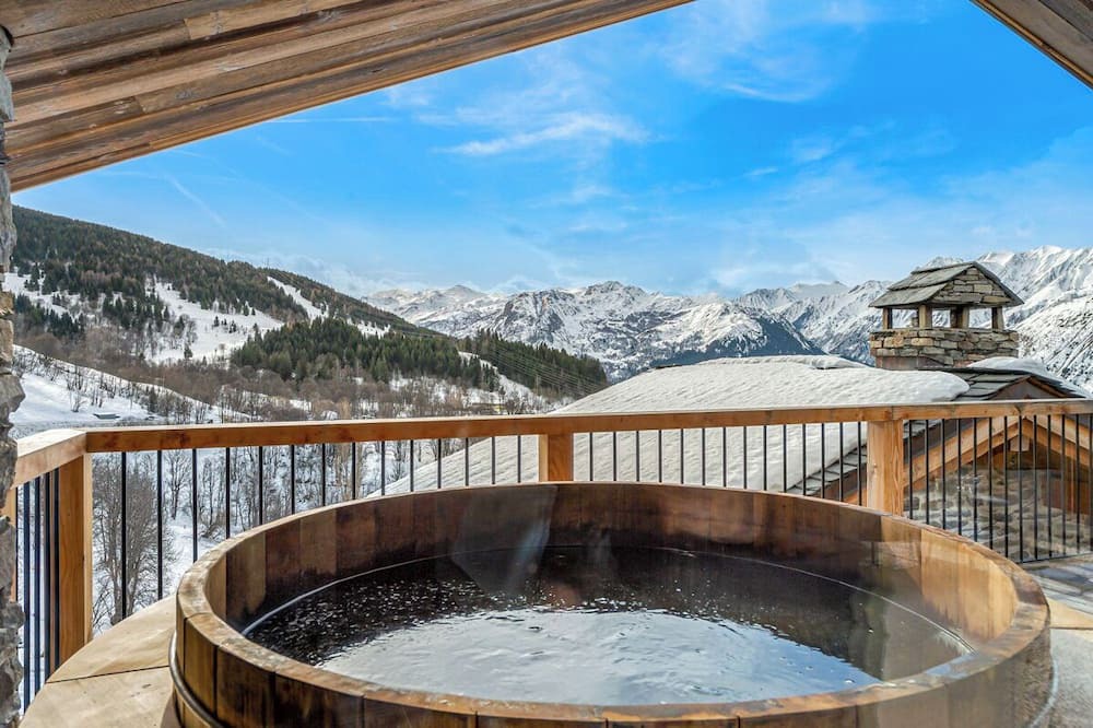 Beranger Ski Chalet | Chalet Chardy - Five Bedroom Chalet, Sleeps 12
