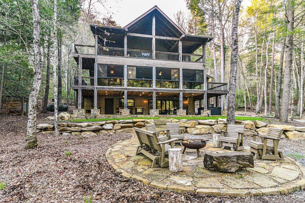 Blue Ridge House | Fly Fish, Tube & Relax on The Toccoa River-Aska Adventure- 10 Mins from Dwntn BR