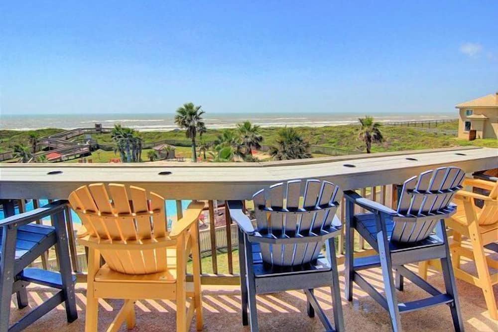 Port Aransas Condo | Mayan Princess 312 Knows Ocean Views & Sandy Toes