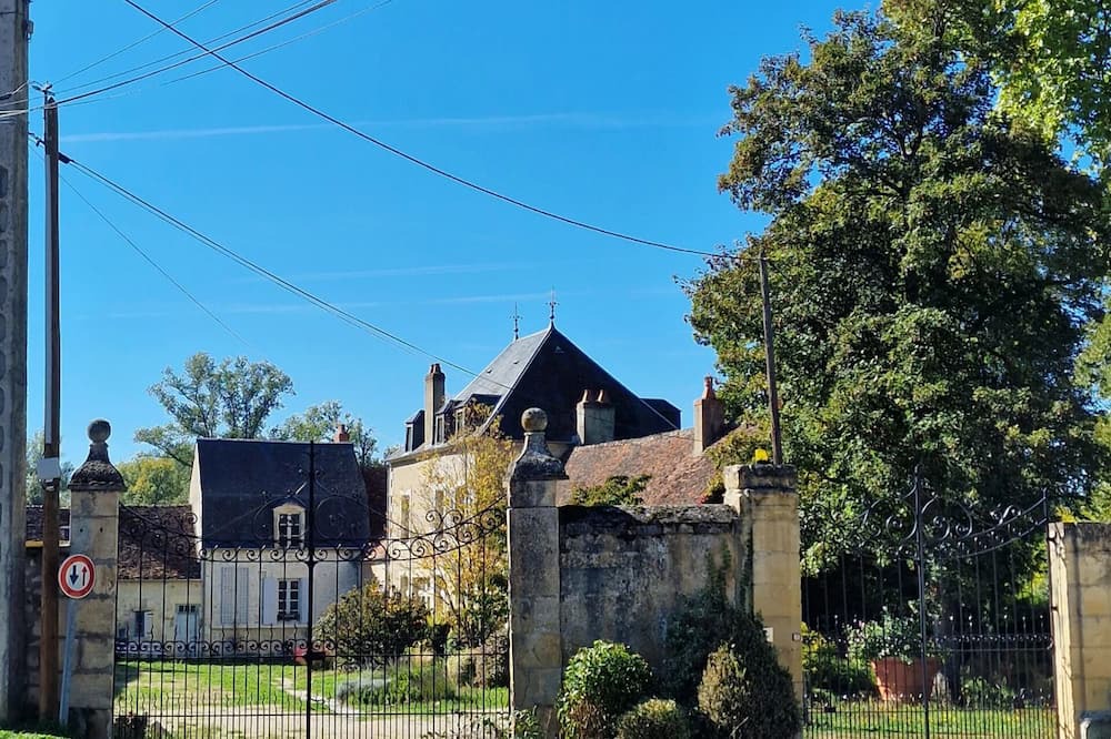 La Marche Hotel | Chambres d'hôtes Au Bord De Loire