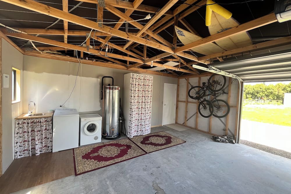 Oropi Cabin | Life style block living in Glue Pot Gottage