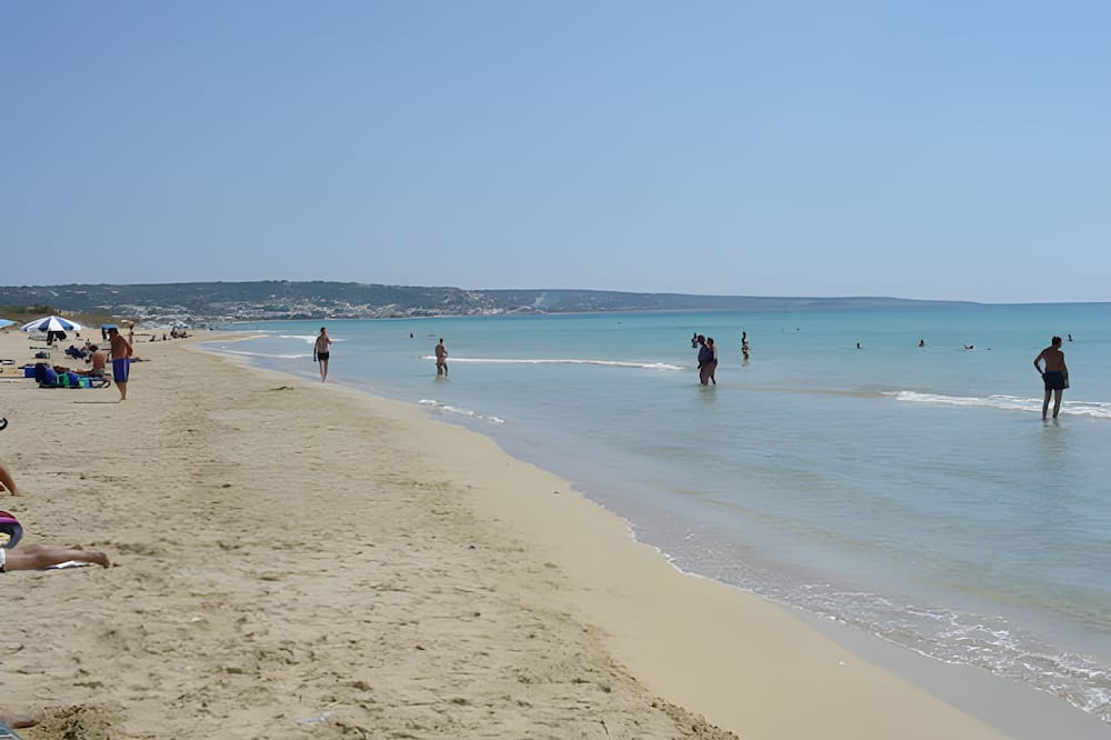 Marina di Felloniche House | Holiday Home 'Casa Felloniche Pp - Salento' with Sea View, Wi-Fi and Air Conditioning