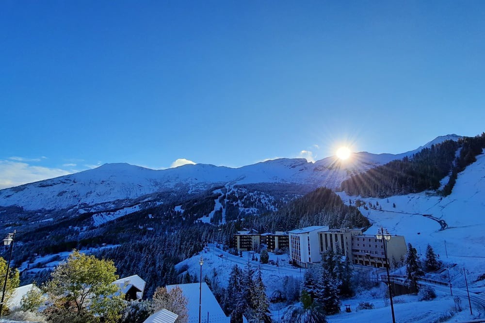 Enchastrayes Apartment | Studio 4p - magnificent view - at the foot of the slopes
