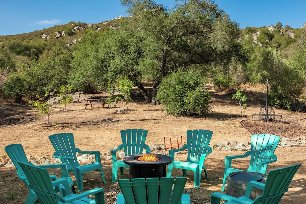 Ramona House | Spacious 4-bedroom Mountain house in Ramona Wine country with Games & Hot tub