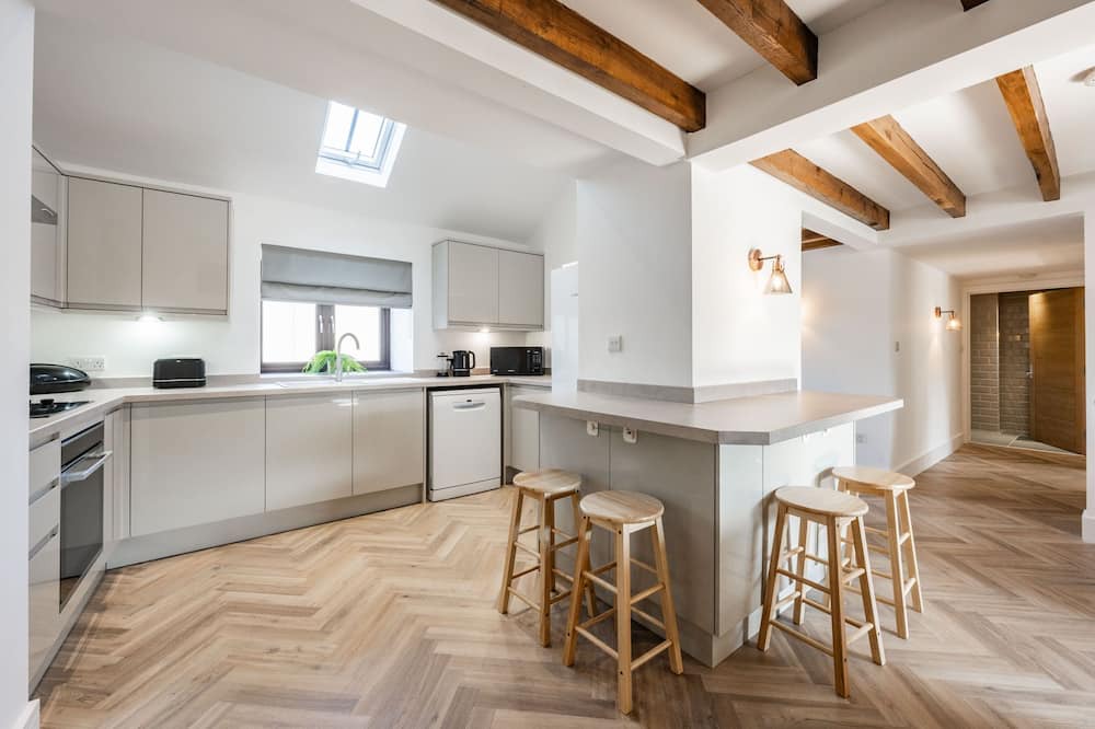 Roughton Cottage | Fender Cottage -Norfolk Holiday Properties