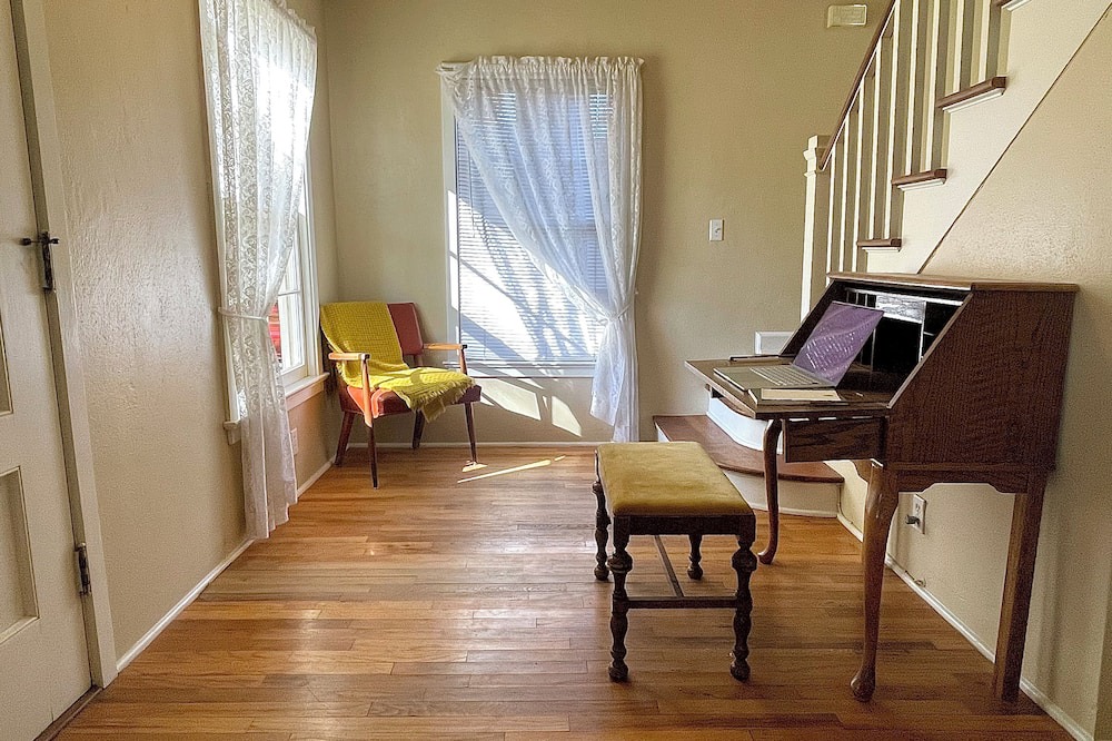 Midtown House | Charming 2-bedroom house, dog friendly, amazing central location