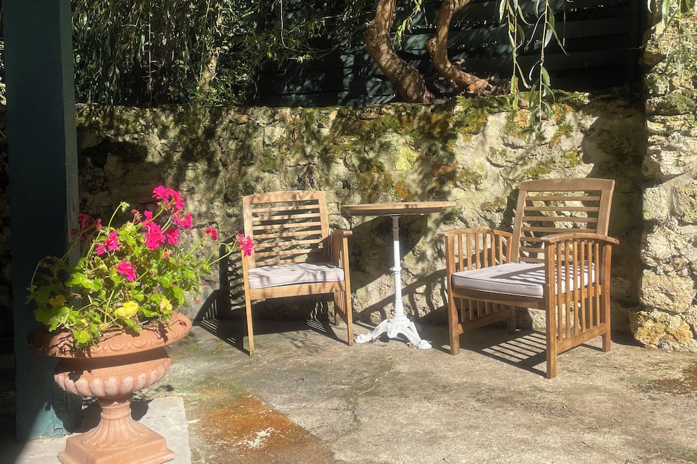 Saint-Cyr-sur-Morin Cottage | Lovely 3-bedroom cottage between Disneyland, Paris and Champagne Reims