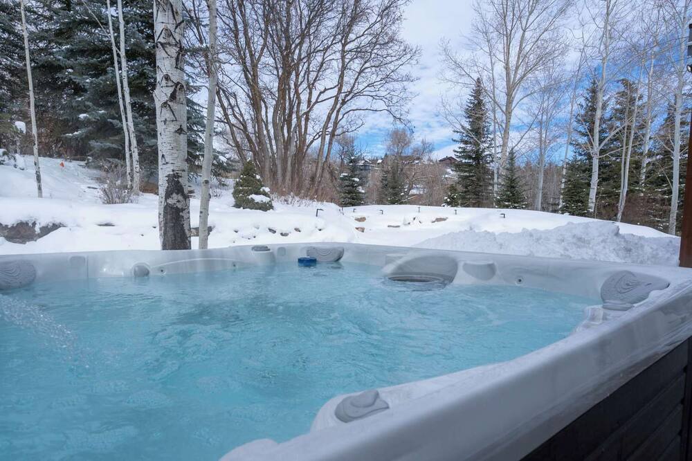 Sun Peak House | Park City - Tommy Moe
