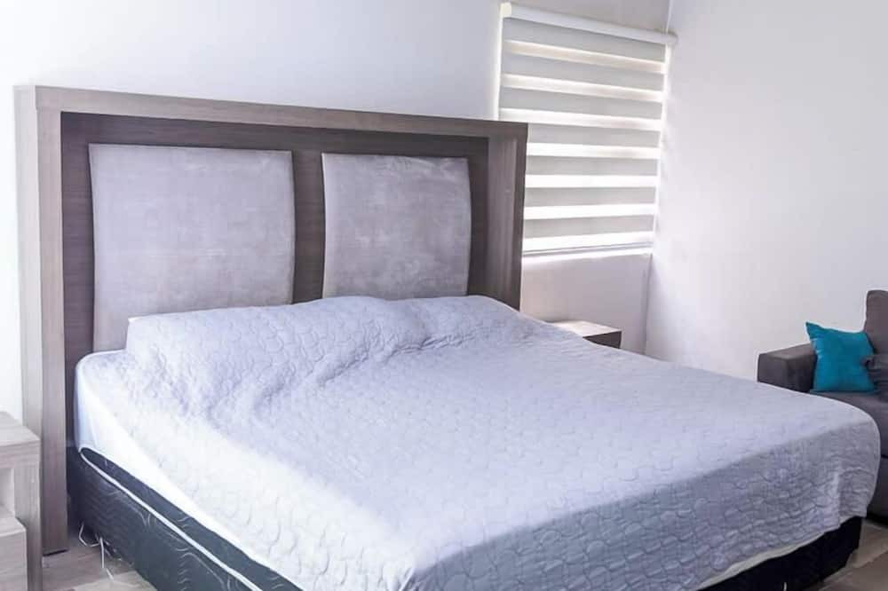 San Pedro Garza Garcia Apartment | New Cozy San Pedro Home, Patio & Work Area
