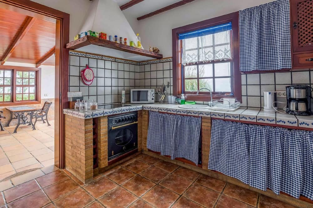 El Granel House | Holiday house Puntallana for 1 - 4 persons with 2 bedrooms - Holiday home