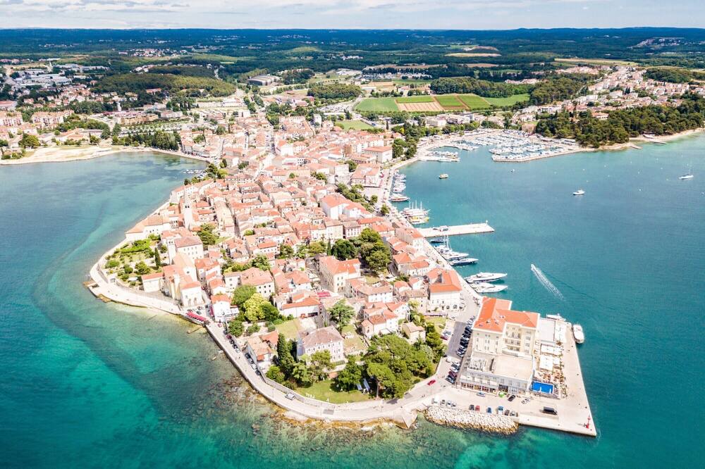 Antonci Villa | Villa Gaya - Four Bedroom Villa, Sleeps 10