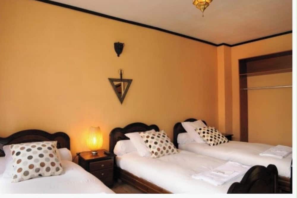 Arcis-sur-Aube Bed & Breakfast | Vrbo Property