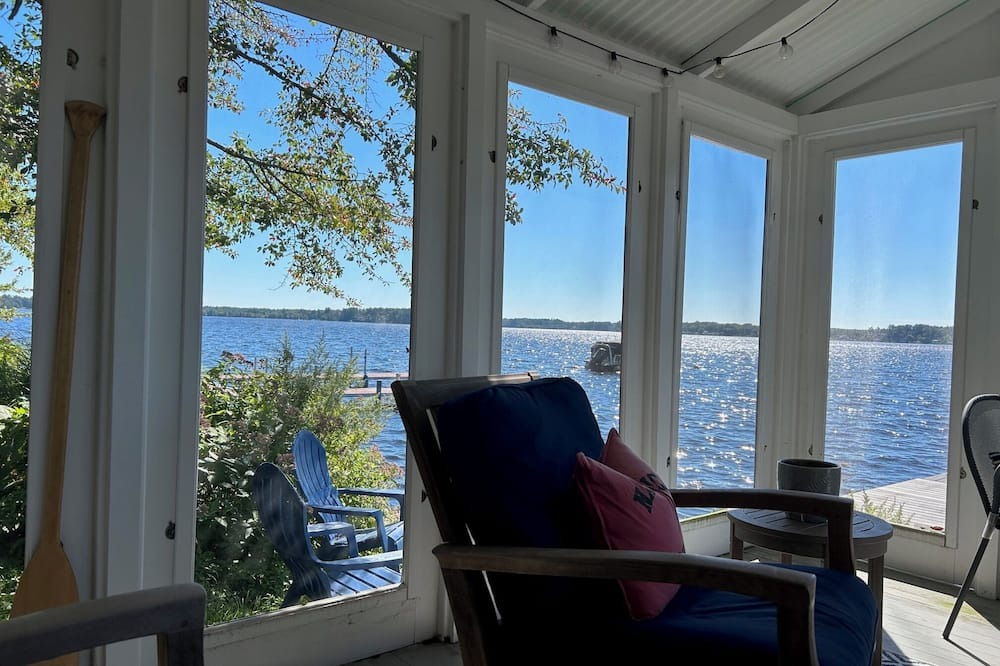 Lakeville House | Lakefront Getaway. Access to Boston, Cape Cod and historic Plymouth.