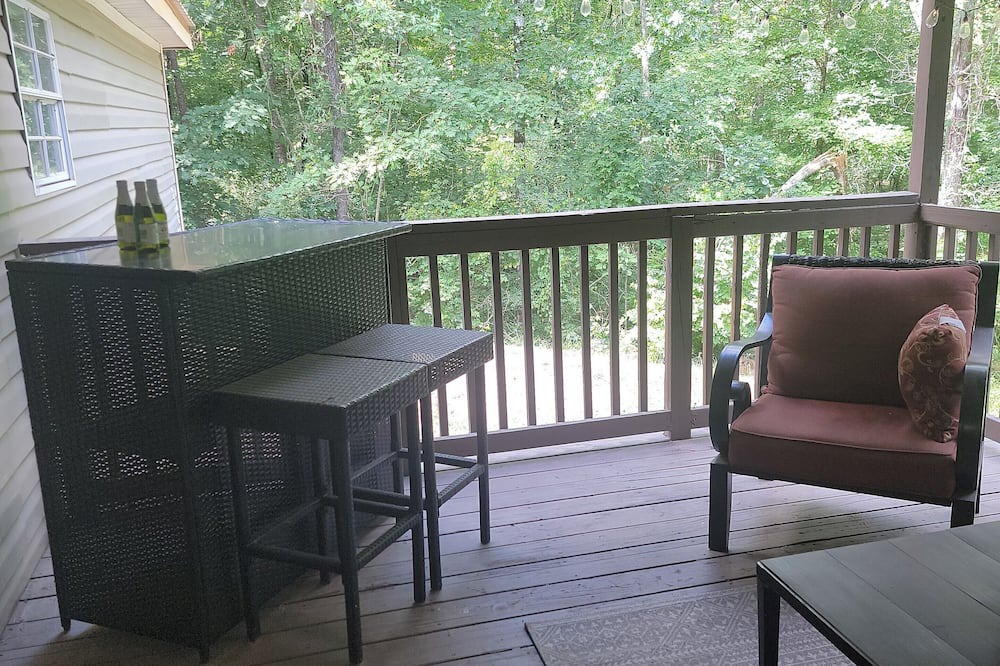 Eatonton House | Excellent Family Getaway off Crockett Creek Lake while enjoying Nature