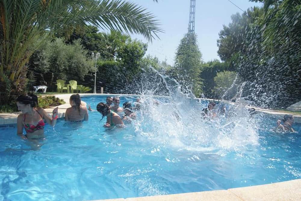 Los Arenales del Sol House | Homerez - Elegant Villa with Pool near Elx