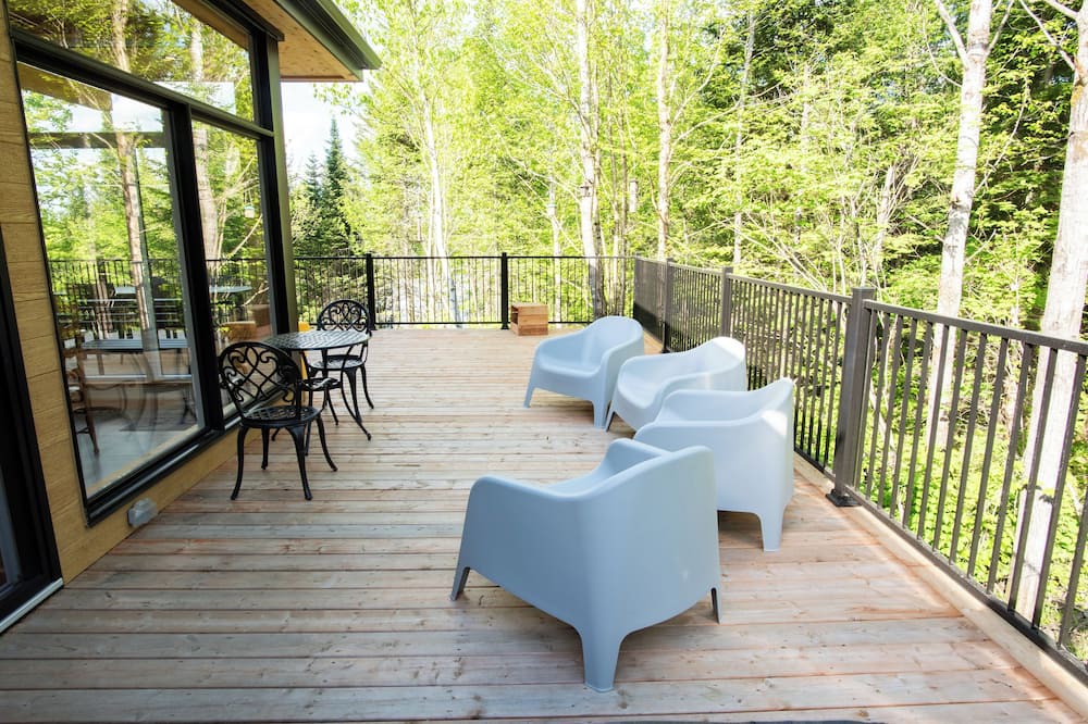 Le Granit Regional County Municipality Ski Chalet | Ēlk - LAke and nature(dogs allowed)