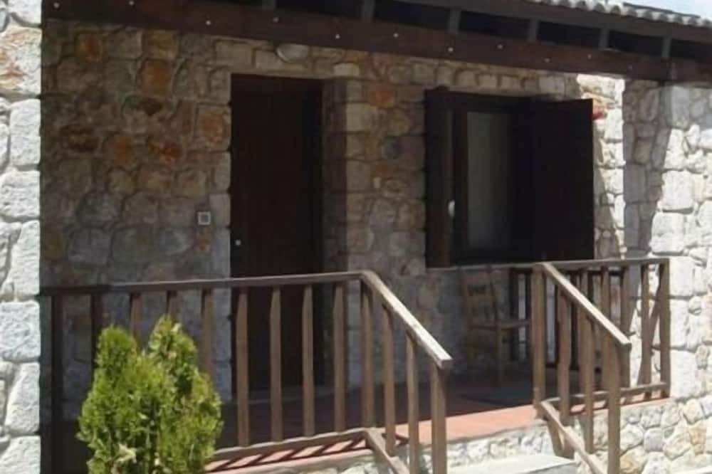 Omalos Villa | Samaria Village 2 br Your villas close to Samaria gorge entrance