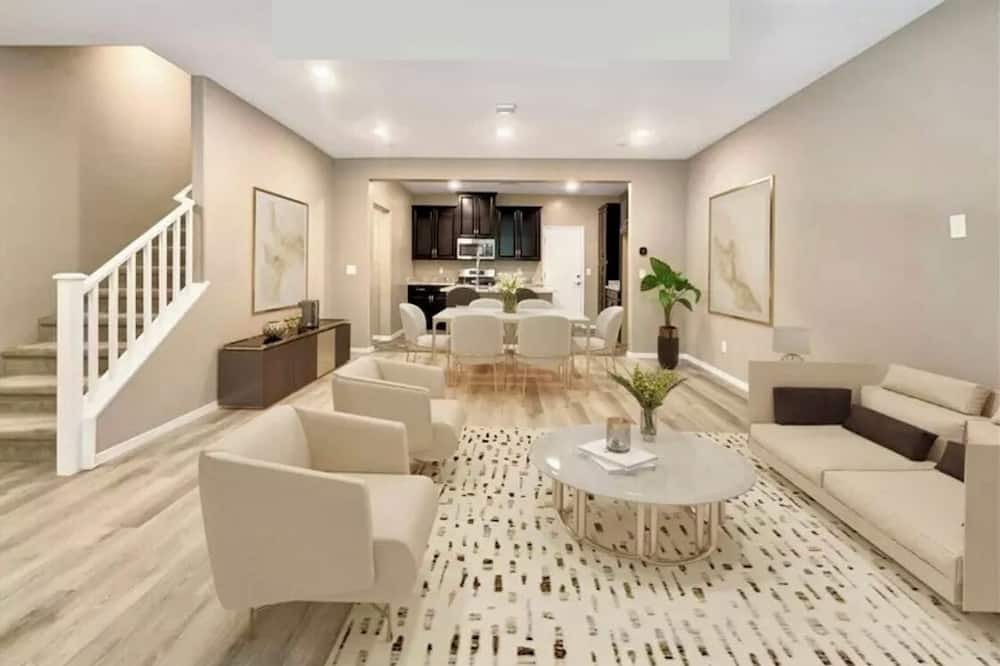 Summerlin West House | Rooftop in gated community by Foxtail Park