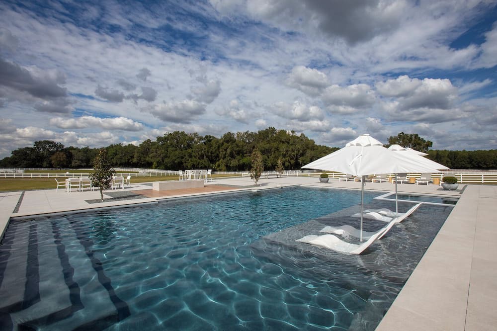 Ocala House | Private Access Equestrian Estate
