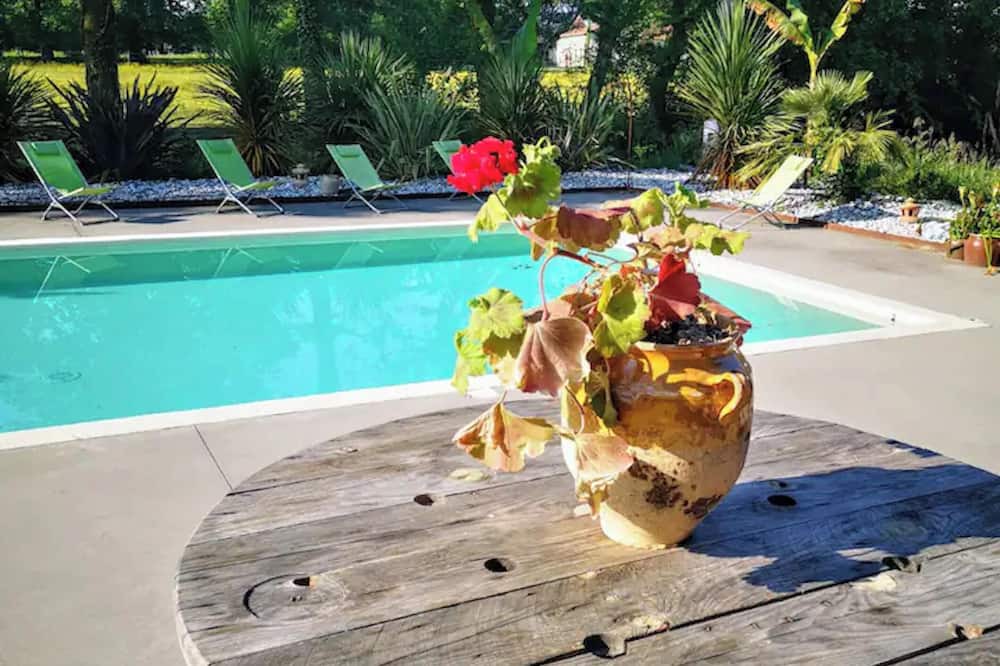 Saint-Jean-de-Marsacq Villa | Homerez - Villa in Saint-Jean-de-Marsacq