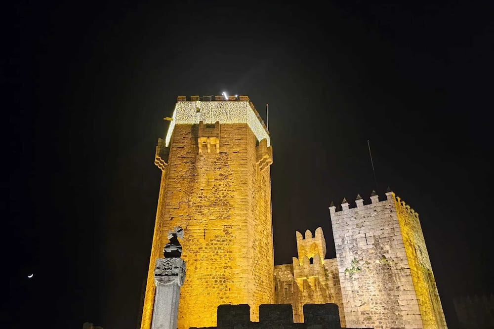 Sabugal e Aldeia de Santo Antonio Apartment | Homerez - Nice studio for 2 ppl. at Sabugal