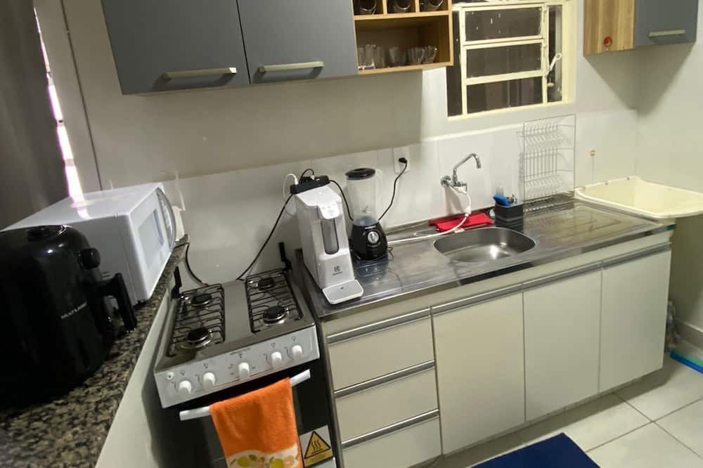 Taguatinga Norte Apartment | Até 6 Hóspedes, 2qts, Wi-fi 700gb, Cozinha Completa, Jr Catito