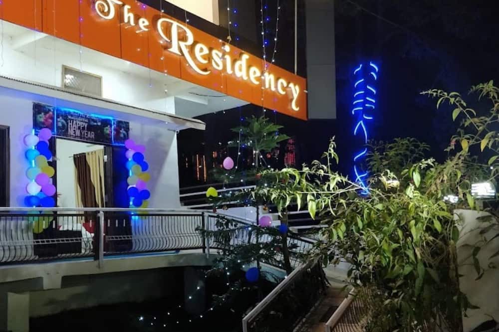 Rajendragram Hotel | The Residency Amarkantak