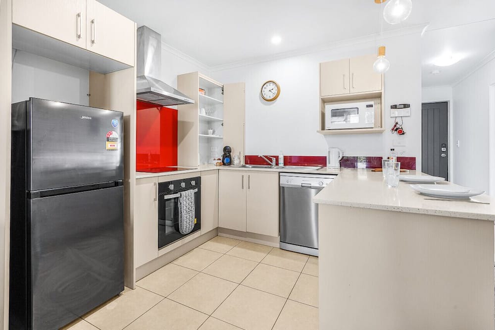 Hamilton House | Park view, Proximity, Value