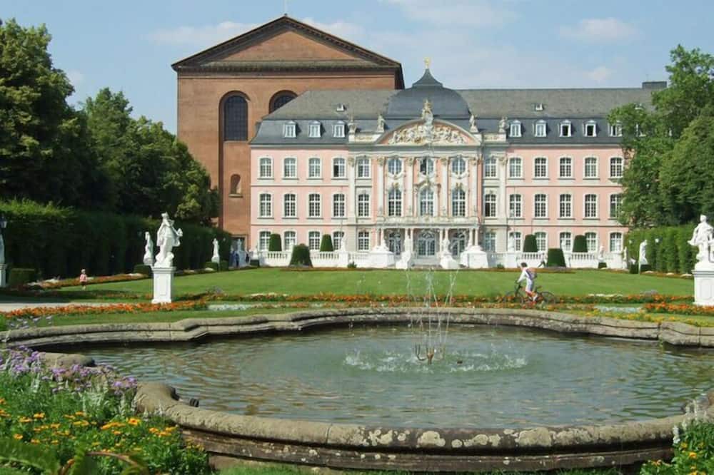 Sankt Aldegund Apartment | Holiday home holiday home Schumann