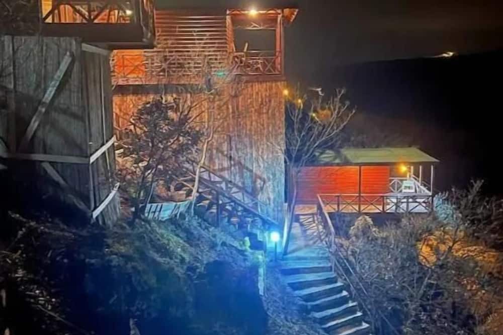 Yalova House | Sea view 1+0 Treehouse 20m2 Pet Friendly,15 min. to the beach clubs