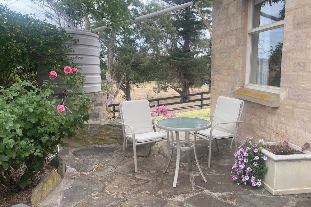 Charleston Apartment | Mount Charles Homestead - country retreat