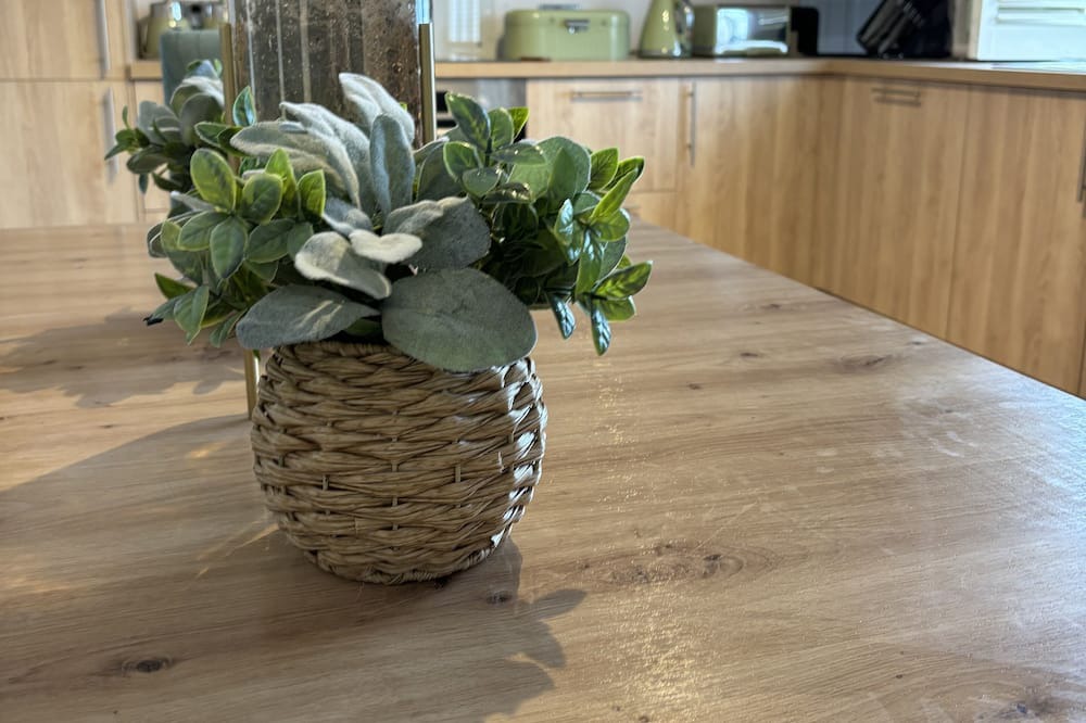 Port Erin House | Beach front home with garage and terrace, pet friendly