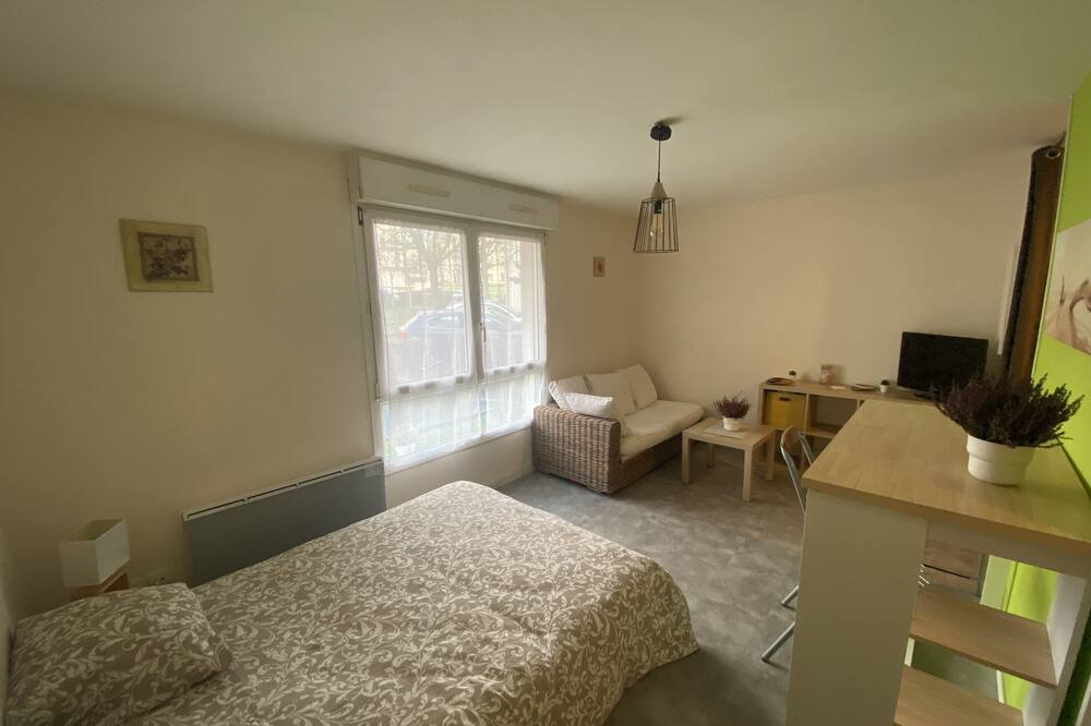 Zone Activite Nord-Ouest Apartment | Location Studio à la Semaine ou à la Nuit