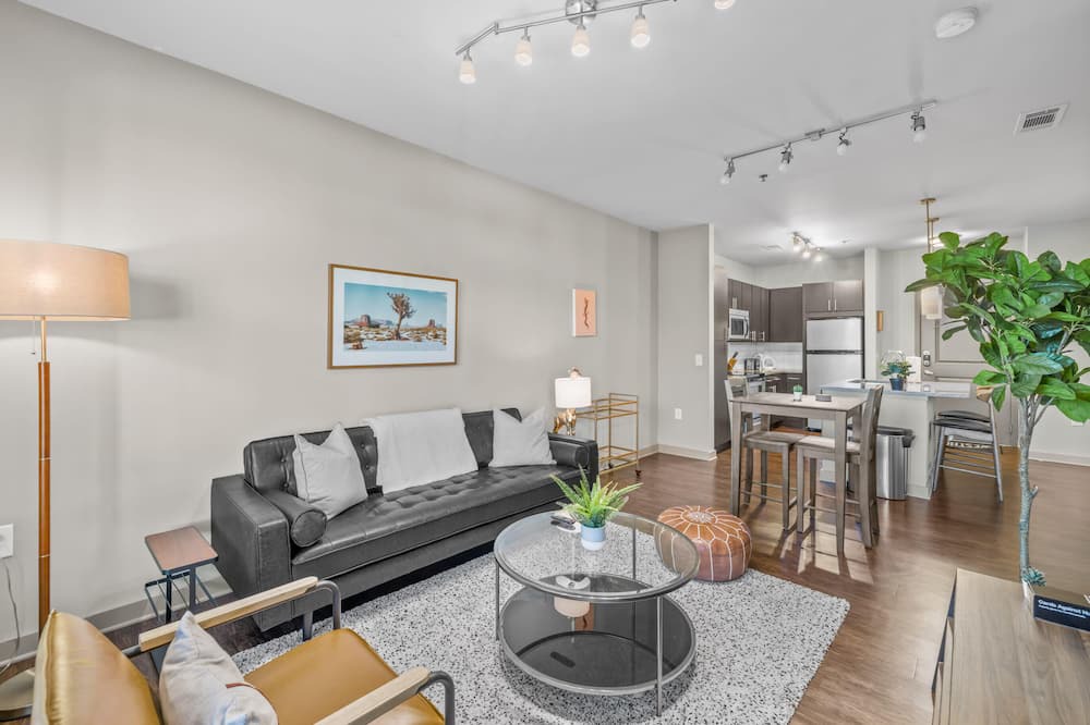 Great Lakes Apartment | New Apartment in Decatur Square!