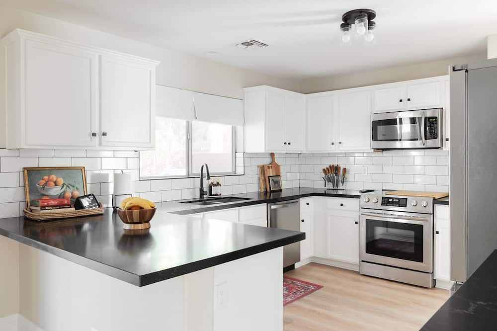 Corte Sierra House | NEW La Maison Meza 7-10mi from 5 spring trainings