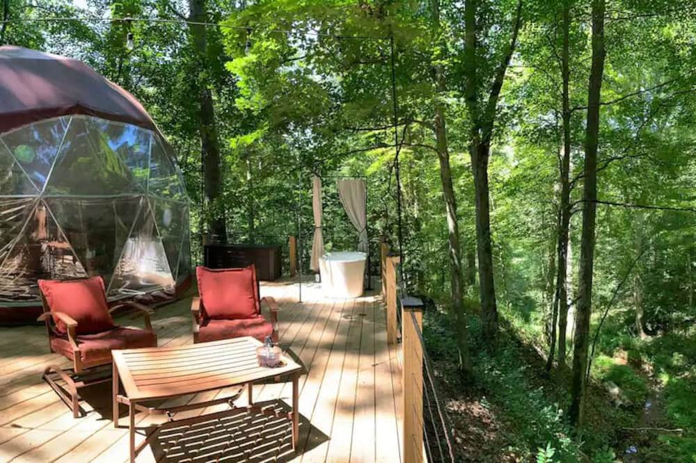 New Plymouth Cabin | Wildwood-Magical dome home in the forest!